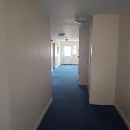 With Bathroom بيت ضيافة